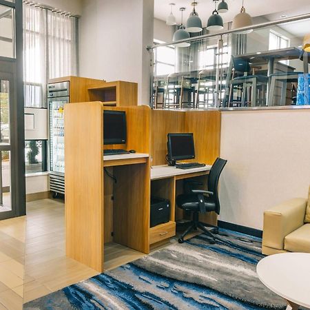 Fairfield Inn By Marriott New York Laguardia Airport/Astoria Extérieur photo
