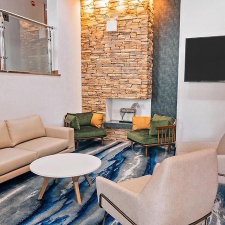 Fairfield Inn By Marriott New York Laguardia Airport/Astoria Extérieur photo