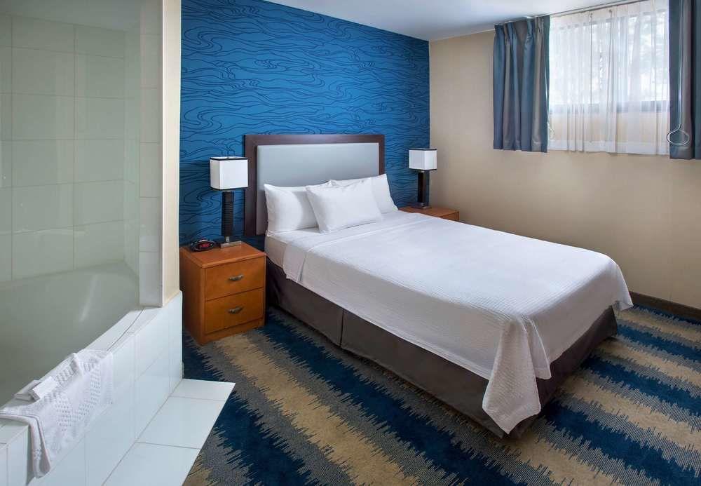 Fairfield Inn By Marriott New York Laguardia Airport/Astoria Extérieur photo