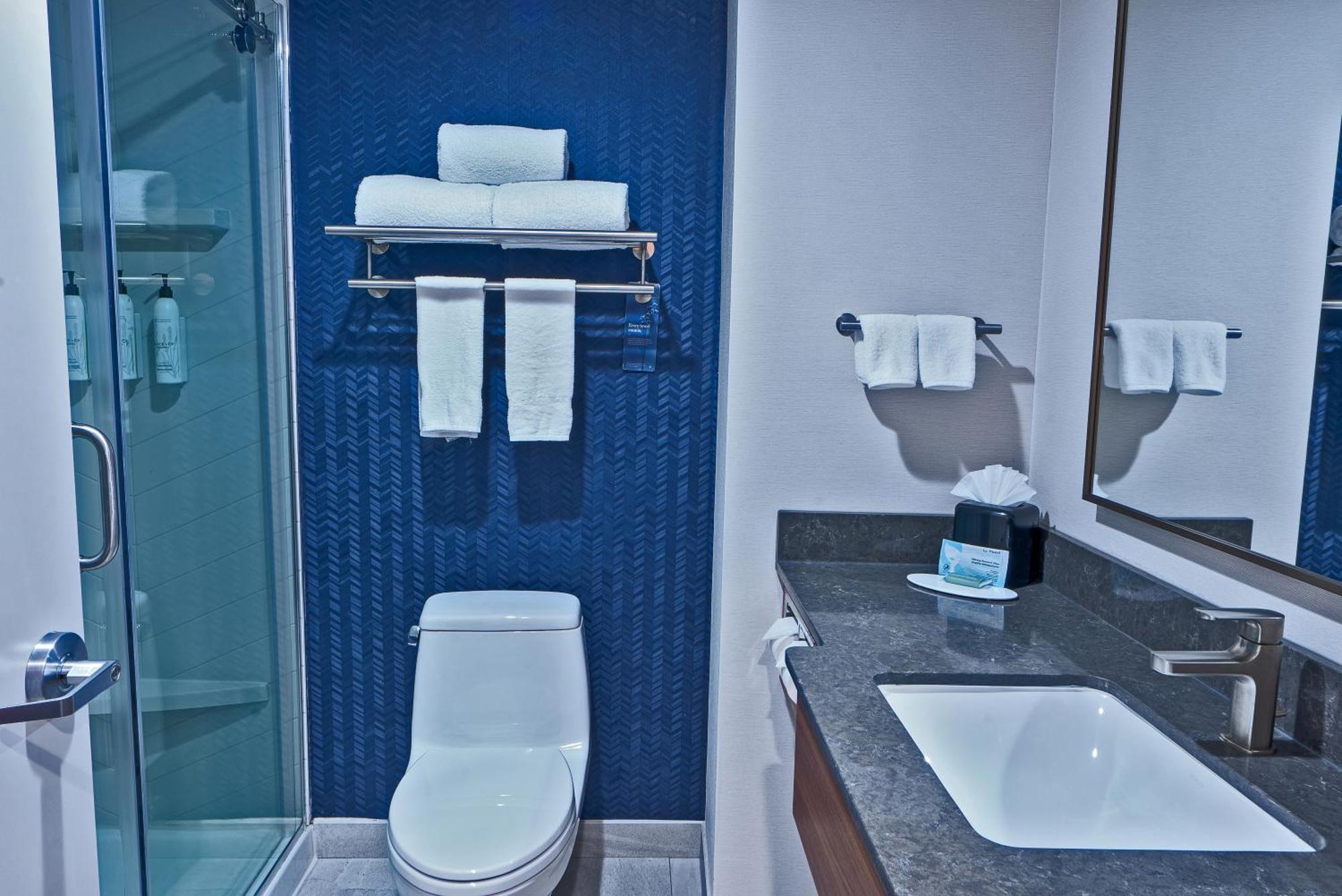 Fairfield Inn By Marriott New York Laguardia Airport/Astoria Extérieur photo