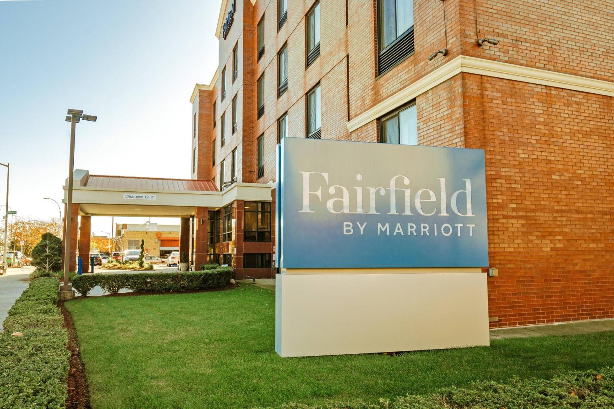 Fairfield Inn By Marriott New York Laguardia Airport/Astoria Extérieur photo