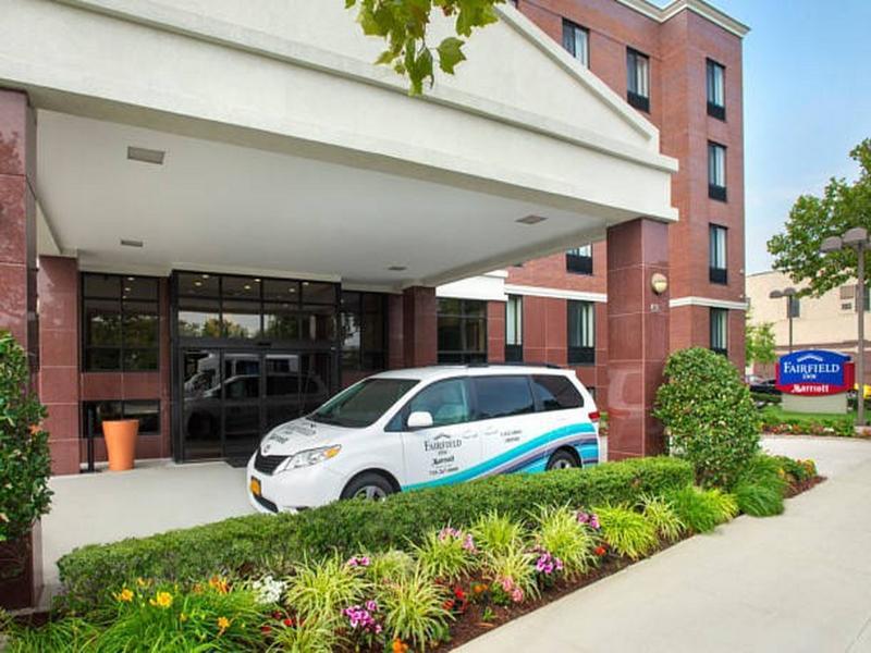 Fairfield Inn By Marriott New York Laguardia Airport/Astoria Extérieur photo